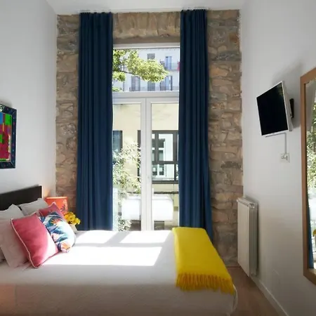 Unique And Stylish Apt In The Heart By Santiago Withac 산세바스티안